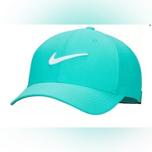 Nike Men's Dri-FIT Club Structured Swoosh Hat M/L